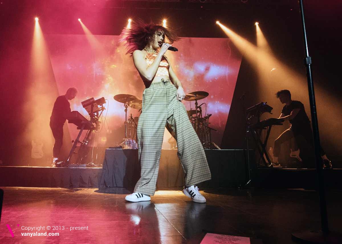 Photo Gallery Dua Lipa live at The House Of Blues in Boston