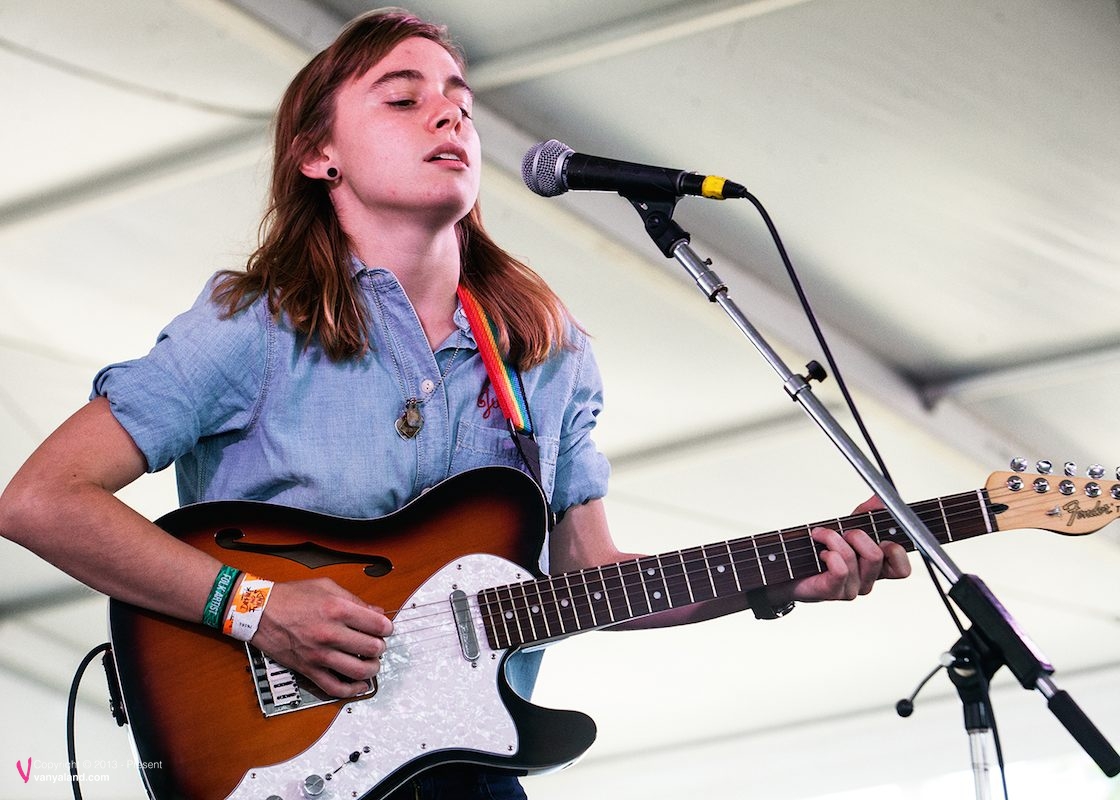 Good News: Julien Baker announces fall North American tour Vanyaland