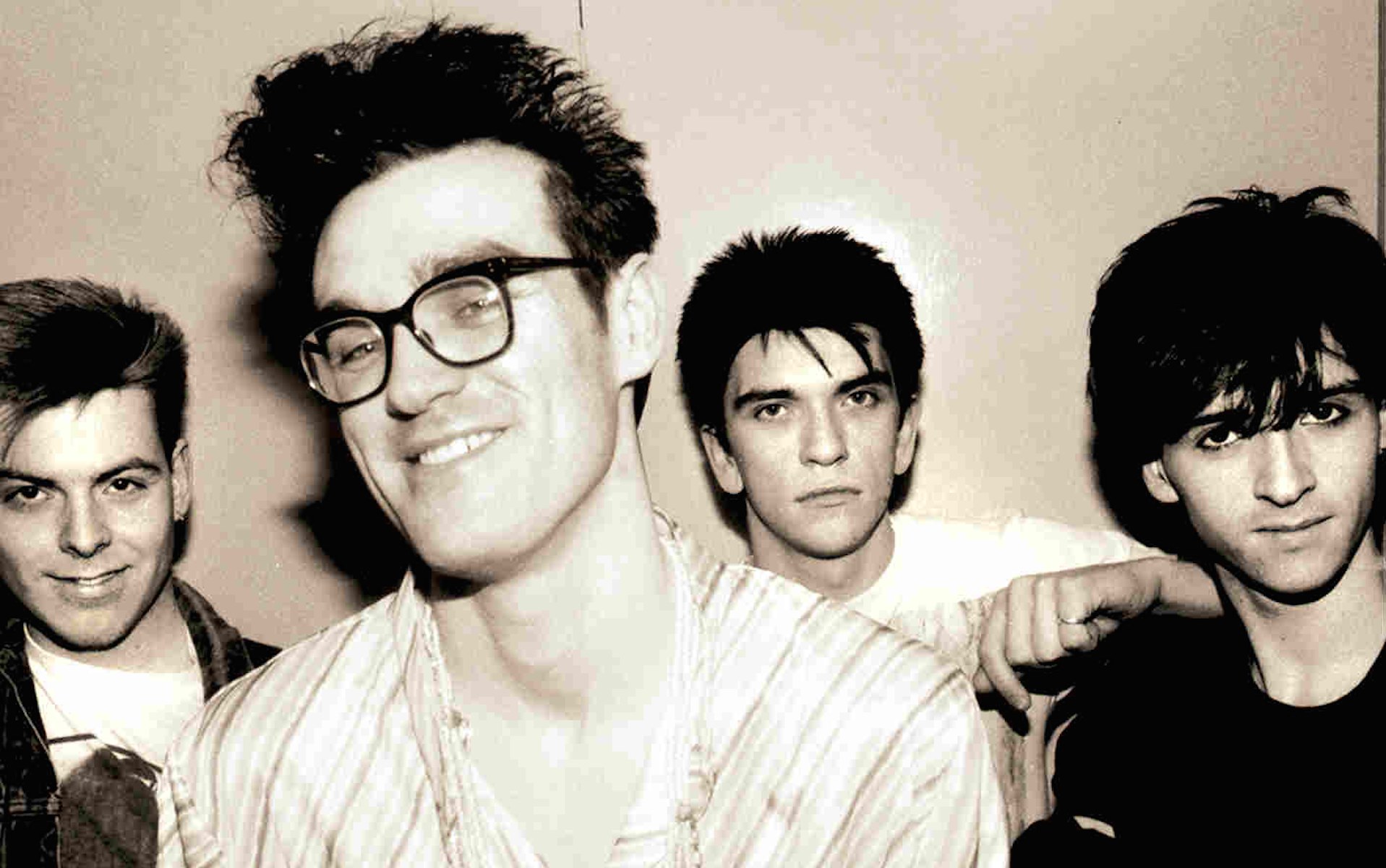 Группа с длинным названием. Зе Смитс группа. Smith. The Smiths 1984. The Smiths 1983.