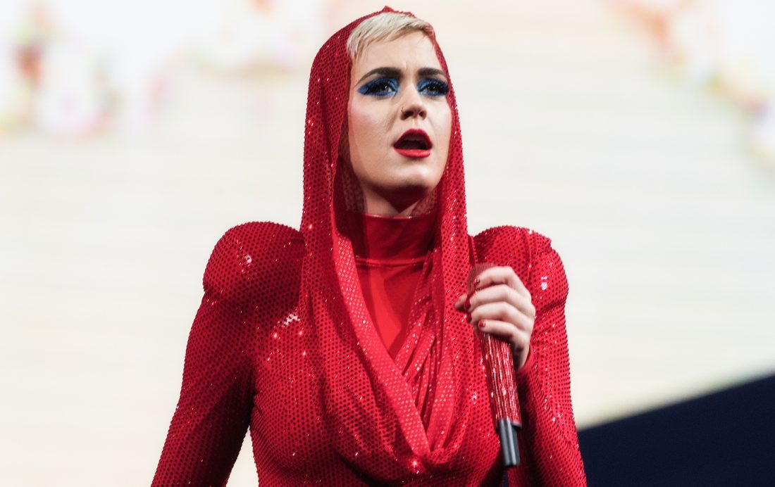 Katy Perry opens Holiday Music Season with 'Cozy Little Christmas'